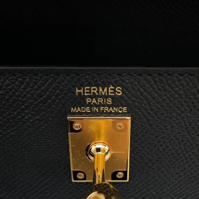 Hermès Kelly Sellier Black Epsom Size 25 in Black Epsom leather from GALLERY RARE, photo 9 of 10