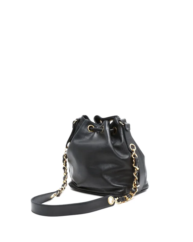 Chanel CC Drawstring Bucket Bag in Leather from A Retro Tale, photo 3 of 8
