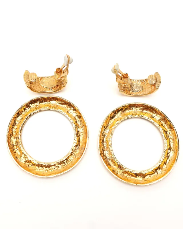 Chanel Matelasse Clip-on Earrings from A Retro Tale, photo 3 of 4
