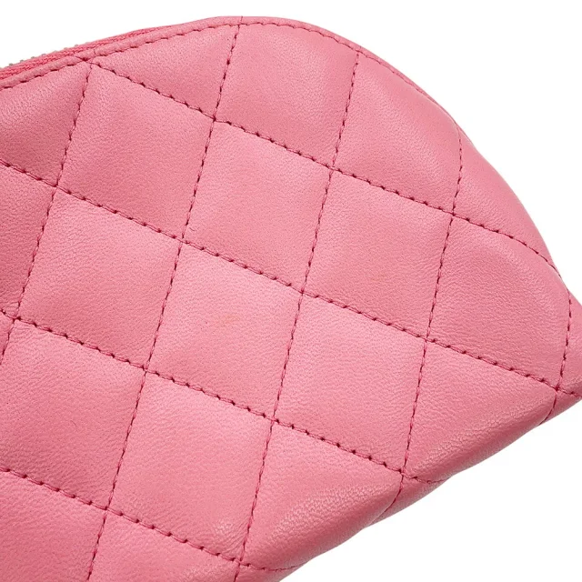 Chanel Matelasse Pouch PinkA48985 Lambskin in Lambskin from GALLERY RARE, photo 6 of 15