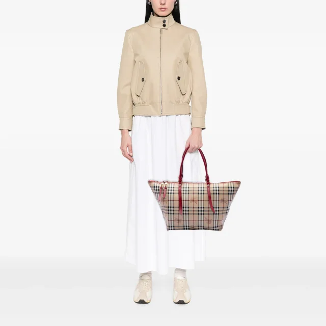 Beige Burberry Medium Haymarket Check Coated Canvas Salisbury Tote in Beige Coated canvas from Designer Revival, photo 6 of 6