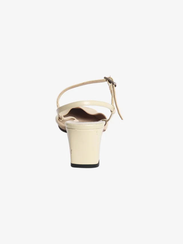 Chanel Beige slingback heels - size EU 38.5 (UK 5. ) in Beige from Sign of the Times, photo 4 of 5