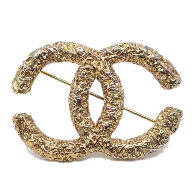 Chanel 1993 Florentine CC Brooch Large from AMORE Vintage Tokyo