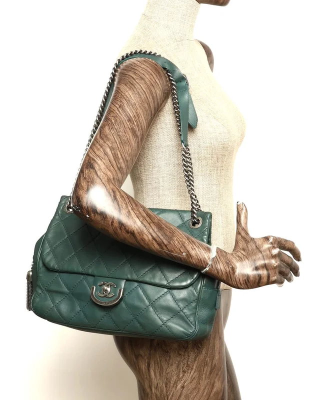 Chanel Paris Edinburgh Jumbo Coco Sporran Flap in Woven leather from A Retro Tale, photo 9 of 9