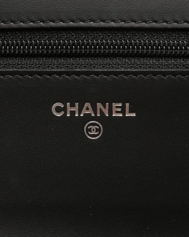 Chanel Classic Patent Wallet On Chain Bag in Patent leather from A Retro Tale, photo 7 of 10