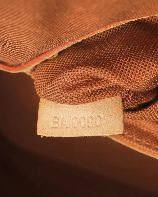 Louis Vuitton Monogram Alma PM Bag in Coated canvas from A Retro Tale, photo 9 of 10