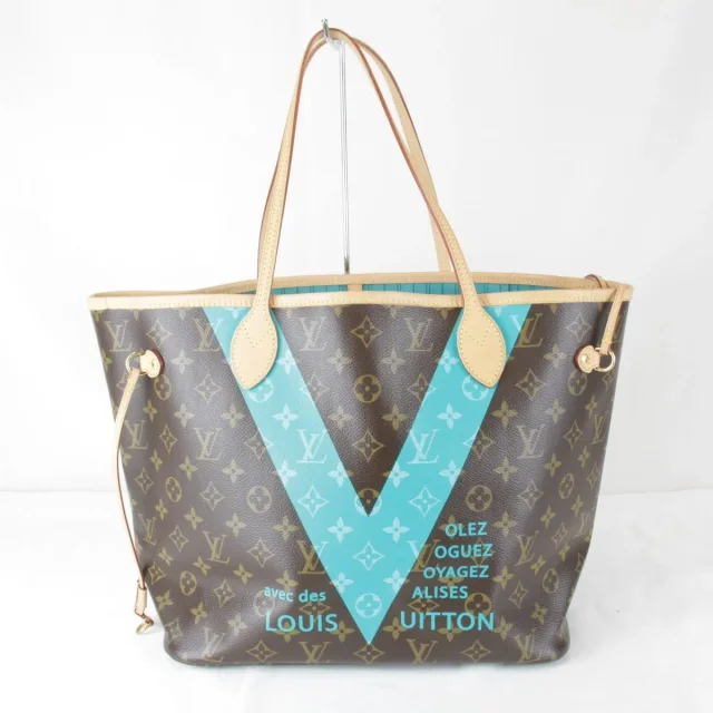 Louis Vuitton Monogram Canvas Tote Bag in Brown Canvas from LuxUness, photo 2 of 9
