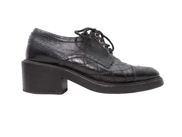Black Chanel Patent Quilted Oxfords Size 38 in Black Patent leather from Designer Revival