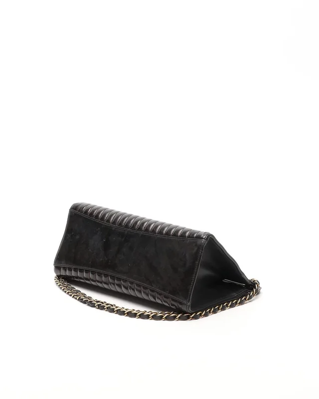Chanel Maharaja Patent Shoulder Bag in Patent leather from A Retro Tale, photo 4 of 14