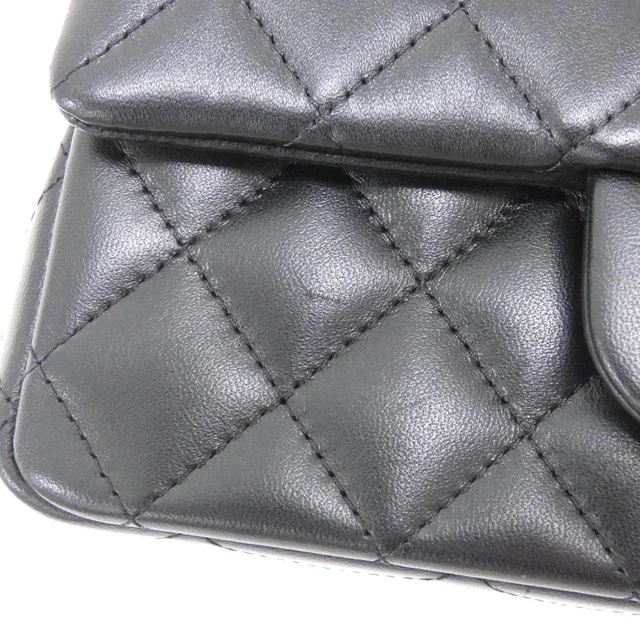 Chanel Shoulder Bag in Black Lambskin from LuxUness, photo 4 of 19