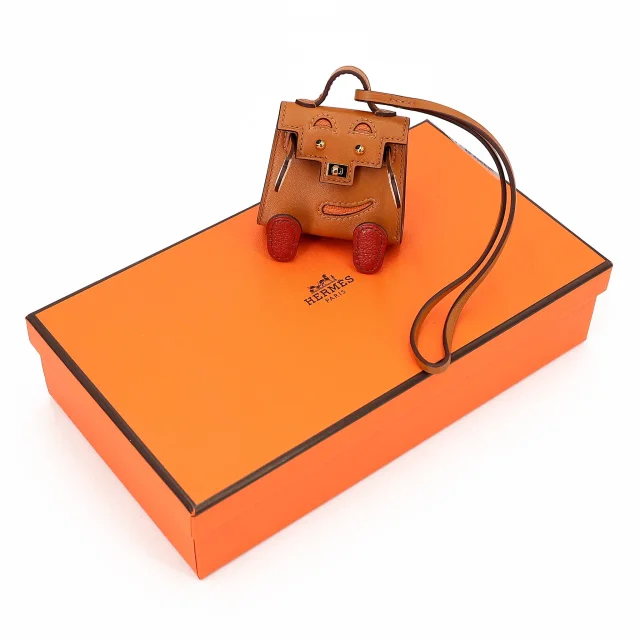 Hermès Kelly Doll charm Natural Sable (21) Nata (I2) Brique (36) in Beige Goatskin from Ginza Xiaoma, photo 3 of 3