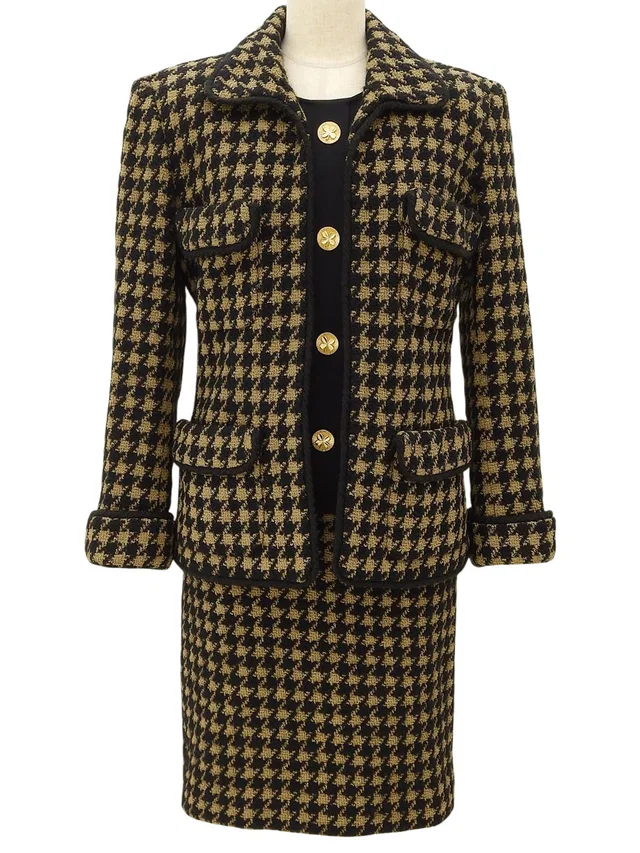 Chanel Houndstooth Pattern Clover Button Ensemble #36 Beige/Black in Black Wool from VINTAGE QOO TOKYO