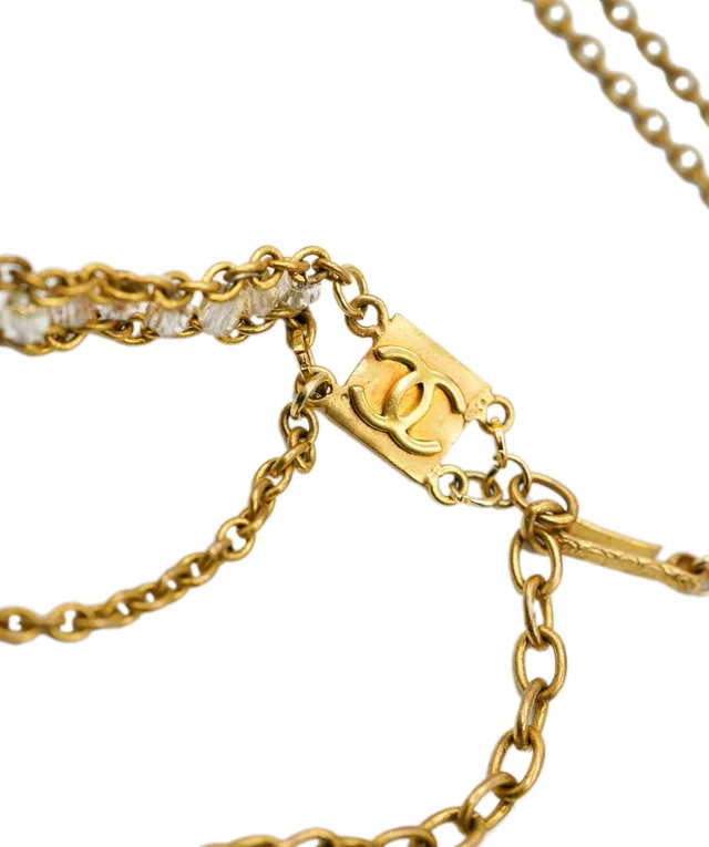 Chanel Vintage Gold Chain Belt in Gold from Luxury Promise, photo 2 of 3