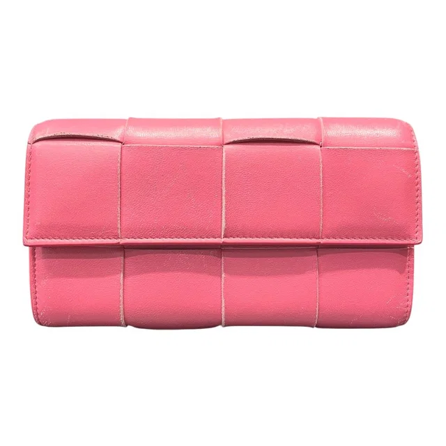 Bottega Veneta Cassette Leather Long Wallet in Leather from LuxUness