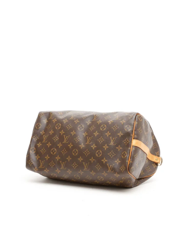 Louis Vuitton Monogram Speedy Bandoulière 35 Bag in Coated canvas from A Retro Tale, photo 4 of 11