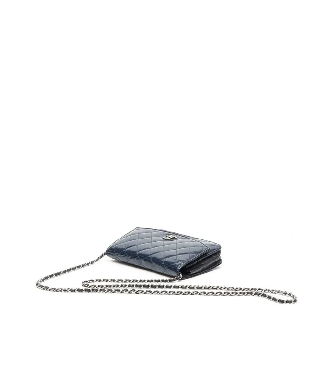Chanel Patent Wallet On Chain Bag in Patent leather from A Retro Tale, photo 5 of 13