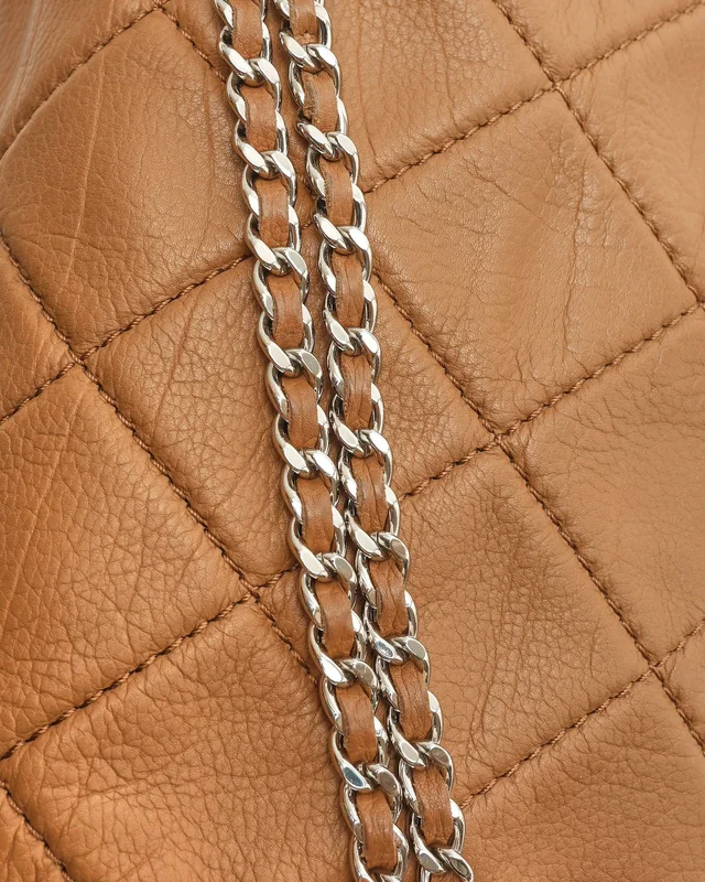 Chanel Stitch It Fold Over Shoulder Bag in Leather from A Retro Tale, photo 7 of 10