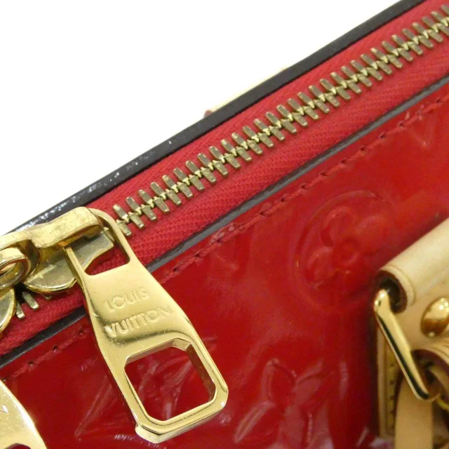 Louis Vuitton Vernis Montebello enamel handbag in Red Resin / Acrylic from LuxUness, photo 6 of 10
