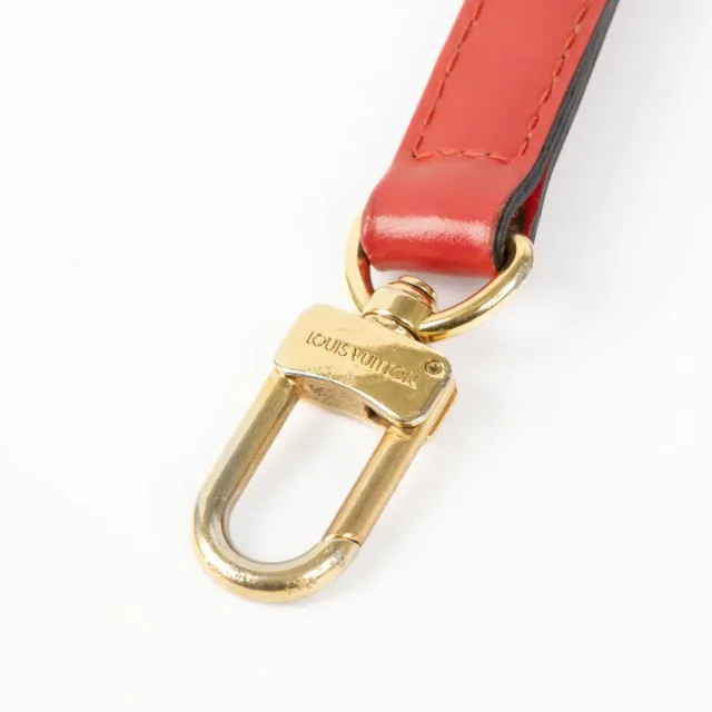 Louis Vuitton Leather Strap in Red Leather from Labellov, photo 2 of 3