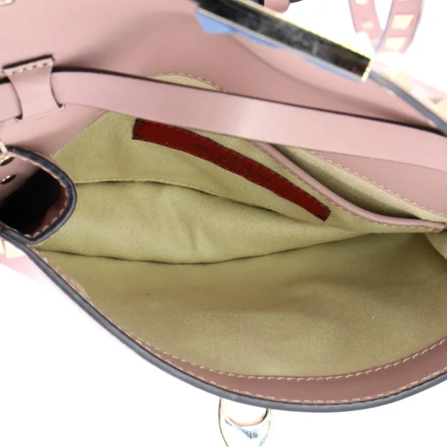 Valentino Garavani Rockstud Flip Lock Flap Bag Leather Small in pink Leather from Rebag, photo 5 of 7