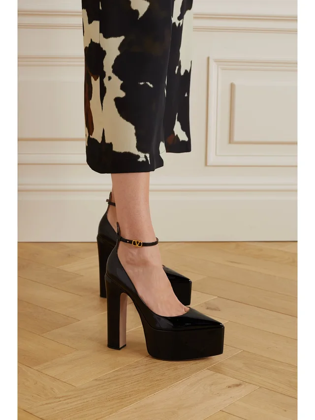 VALENTINO GARAVANI Tan-Go 165 patent-leather platform pumps in Black, photo 2 of 2 from NET-A-PORTER (Canada)