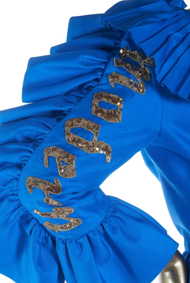 Gucci modern silk shantung dress in Silk from Designer Revival, photo 2 of 2