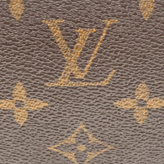 Louis Vuitton Monogram Pochette Accessoires Bag in Coated canvas from A Retro Tale, photo 6 of 10