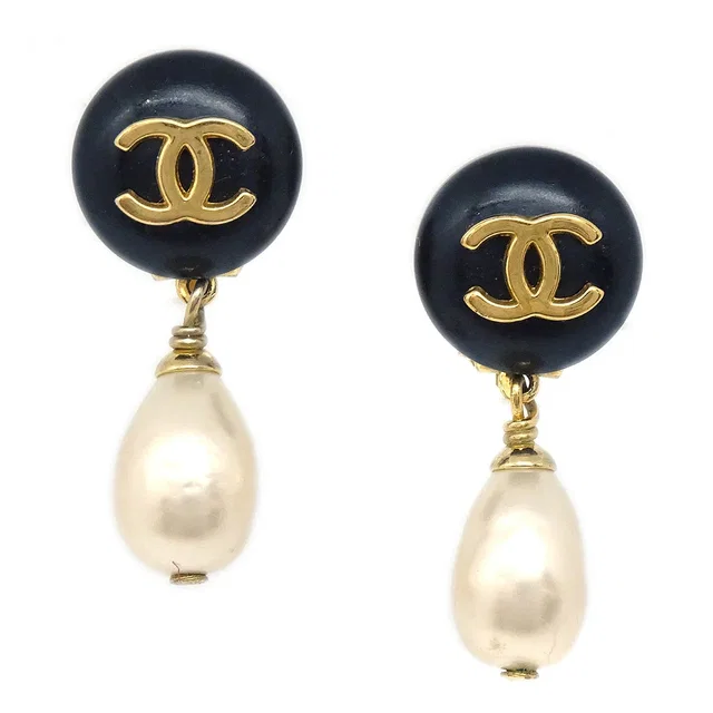 Chanel 1996 CC Black & Faux Teardrop Pearl Dangle Earrings in Black from AMORE Vintage Tokyo