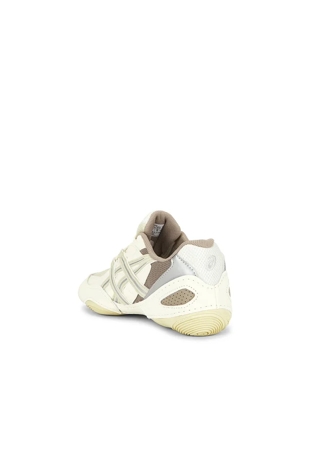 Asics Hypersync in Oyster White & Ivory, photo 3 of 6 from REVOLVE (Canada)