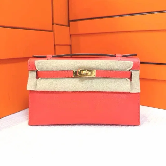 Hermès Kelly Generation 1, T5, Pu-erh Tea Powder, Gold Buckle, Epsom Leather, A-Stamp in Gold Epsom leather from Luxury Promise