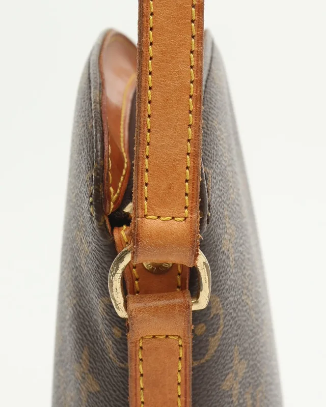 Louis Vuitton Monogram Drouot Bag in Coated canvas from A Retro Tale, photo 8 of 10