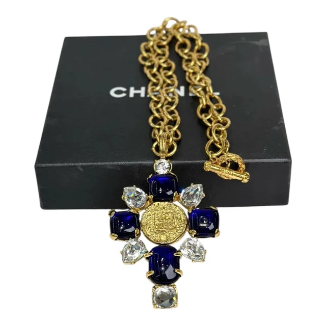 Chanel Vintage 93A Crystal Necklace from Luxury Promise