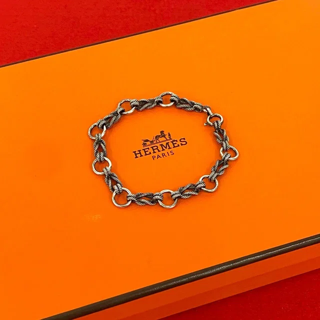 Hermès Audienne 925 Sterling Silver Chain Bracelet Bangle in Silver from The Reluxe