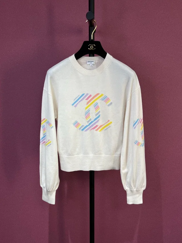 Chanel 2019 C Cashmere Sweater in Cashmere from Luxury Promise
