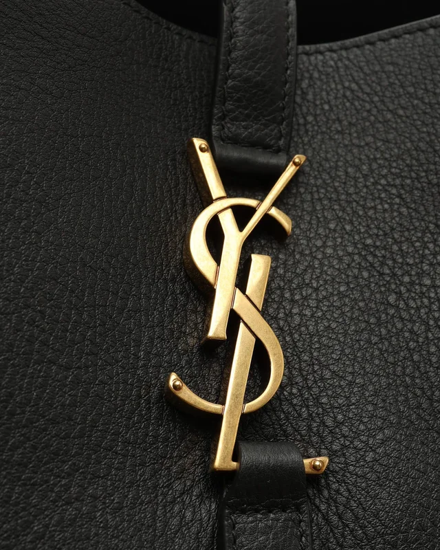 Saint Laurent Large Le 5 à 7 Supple Bag in Caviar leather from A Retro Tale, photo 6 of 10