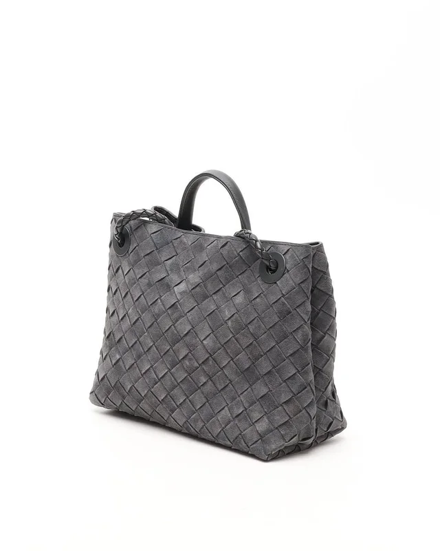 Bottega Veneta Intrecciato Small Andiamo Bag in Woven leather from A Retro Tale, photo 3 of 10