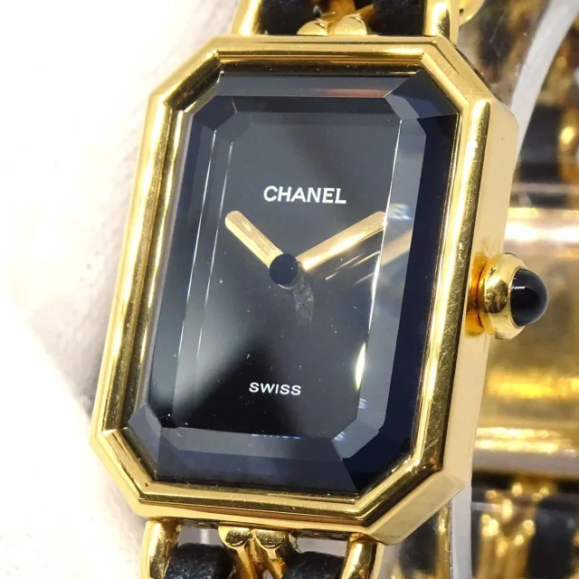 Chanel Premiere Rock Quartz Plated Metal And Leather Watch in Leather from HEWI, photo 4 of 6