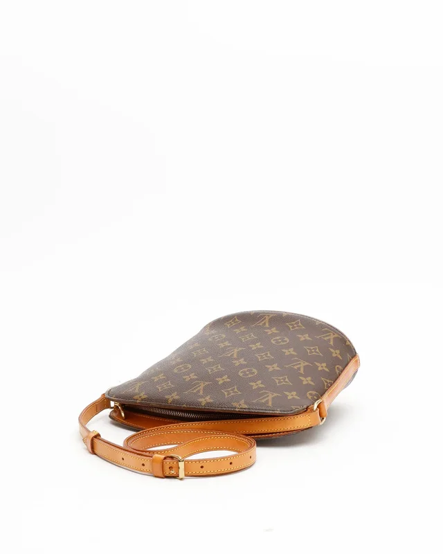 Louis Vuitton Monogram Drouot Bag in Coated canvas from A Retro Tale, photo 5 of 10