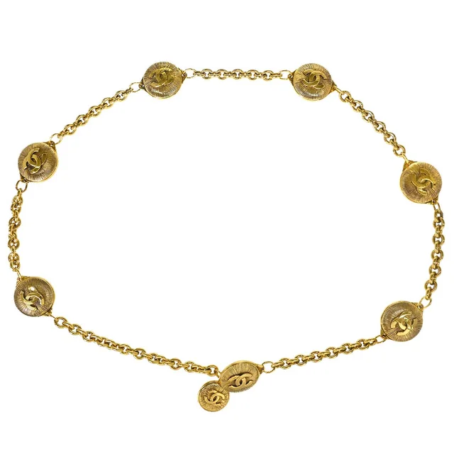 Chanel Chain Belt Medallion Gold 8030 Small Good in Gold from AMORE Vintage Tokyo