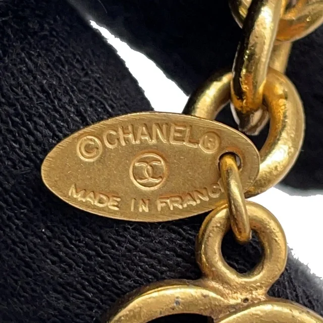 Chanel Faux Pearl Choker Pearl White/Gold Faux Pearl Metal in White from GALLERY RARE, photo 14 of 14