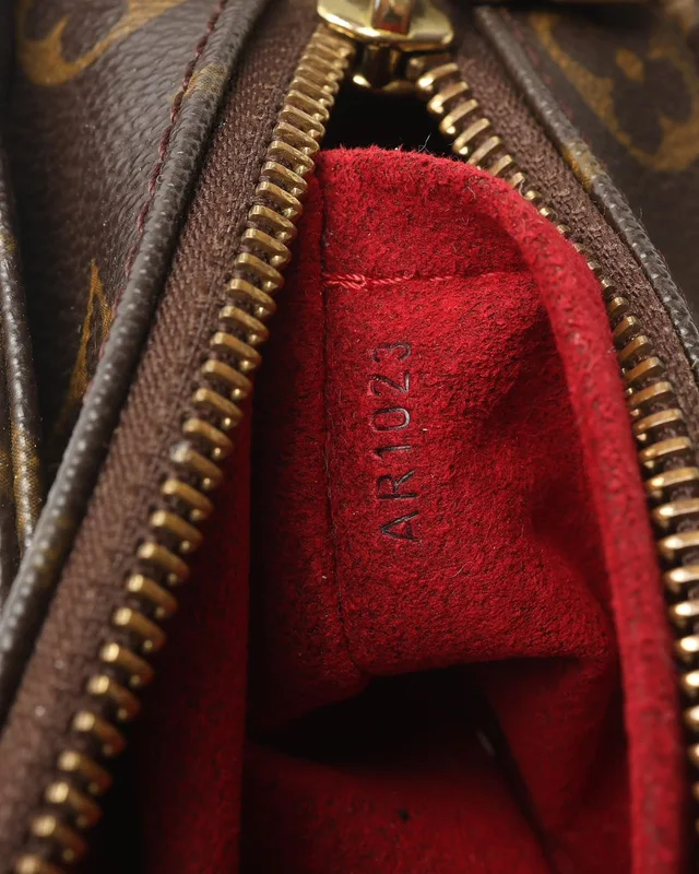 Louis Vuitton Monogram Viva Cité MM Bag from A Retro Tale, photo 4 of 9