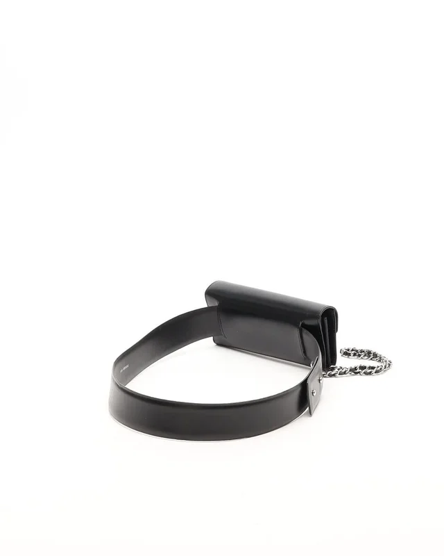 Chanel Reissue 2.55 Chain Belt Bag in Leather from A Retro Tale, photo 3 of 9