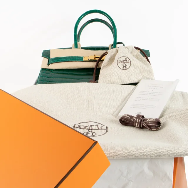 Hermès HSS Birkin 30 Vert Emeraude/Black Shiny Crocodile Niloticus GHW in Black Crocodile from Labellov, photo 2 of 13