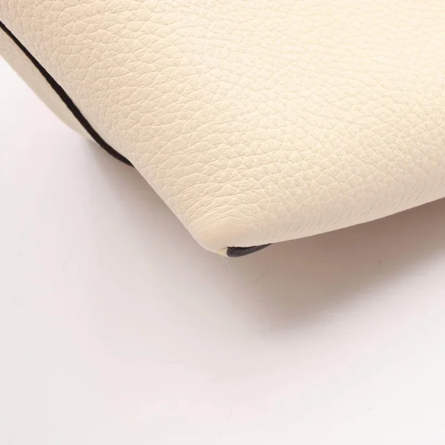Hermès Cabas Herline46 Taurillon Clemence Tote Bag in White Calfskin from LuxUness, photo 7 of 7