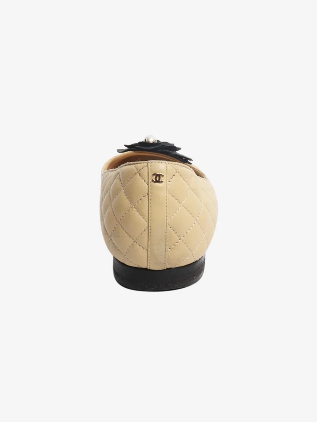 Chanel Beige leather quilted ballet flats - size EU 39 in Beige Leather from Sign of the Times, photo 3 of 7
