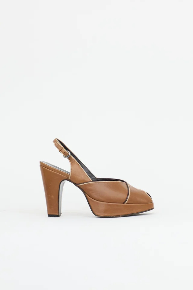 Miu Miu FW 2000 Leather Heel in Leather from VSP Consignment