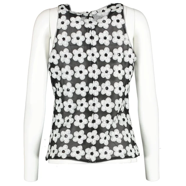 Chanel 2015 Sequin Flower Top - Size 36 from Labellov, photo 2 of 2