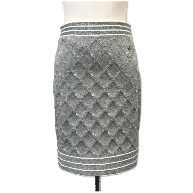 Chanel Silver Metallic Diamond Quilted Knit Skirt size 36 in Silver from Luxury Promise