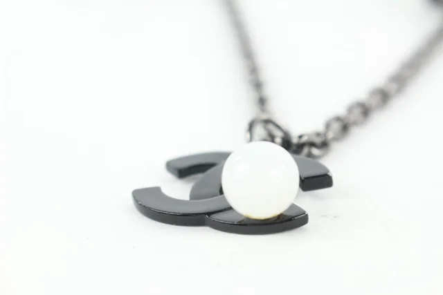 Chanel 05P Black Pearl CC Necklace with Flower Detail in Black from Bagriculture