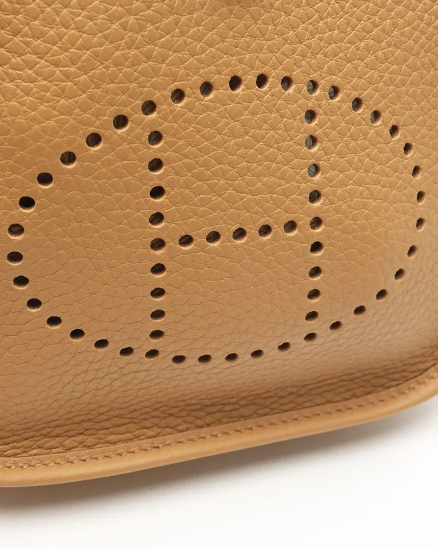 Hermès Biscuit Evelyne 16 TPM Taurillion Clemence Bag in Clemence leather from A Retro Tale, photo 6 of 10